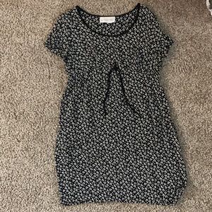 MOTHERHOOD black and white floral dress